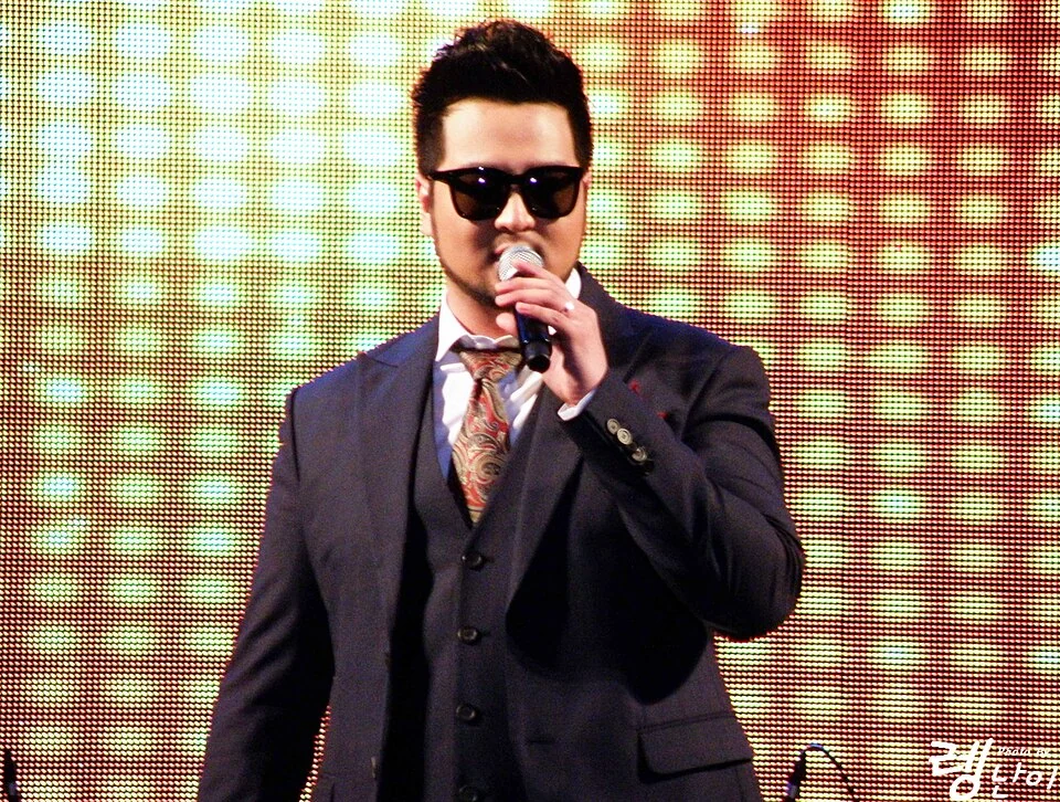 Kim Tae-woo performing in Pyeongtaek, 2013.