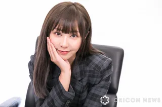Tenchim, an editorial studio portrait from ORICON.